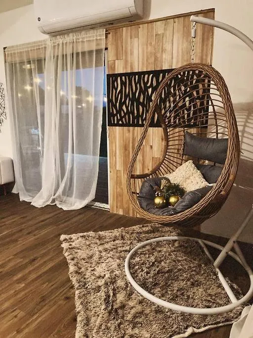 Tribeka House Villa Islote Nyaraló
