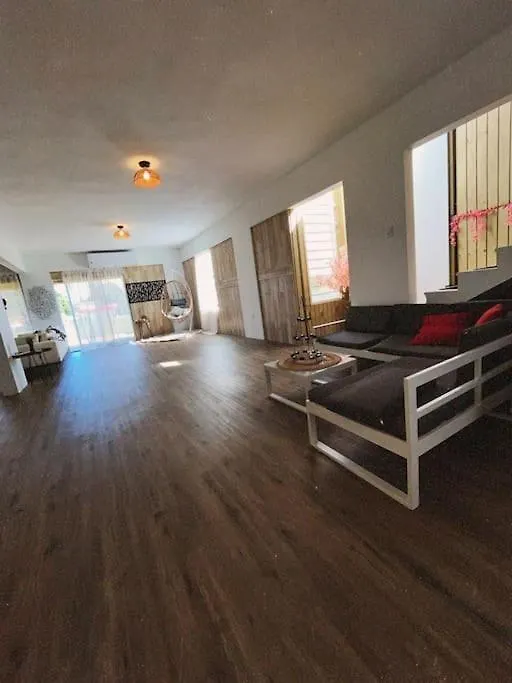 Ferienhaus Villa Tribeka House Islote
