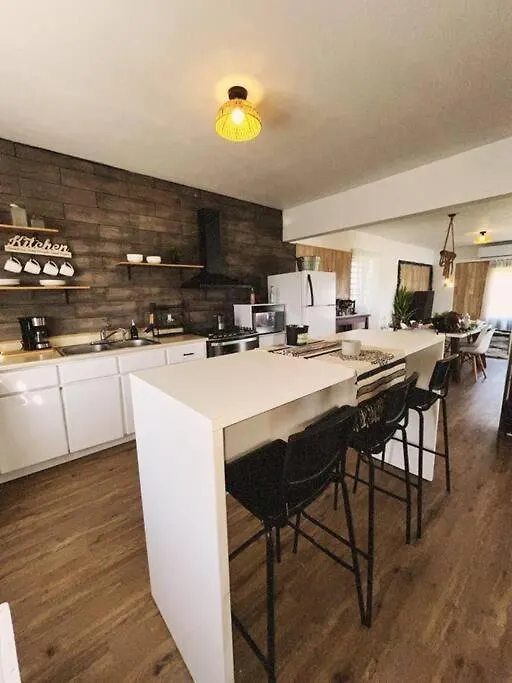 Villa Tribeka House Islote Ferienhaus